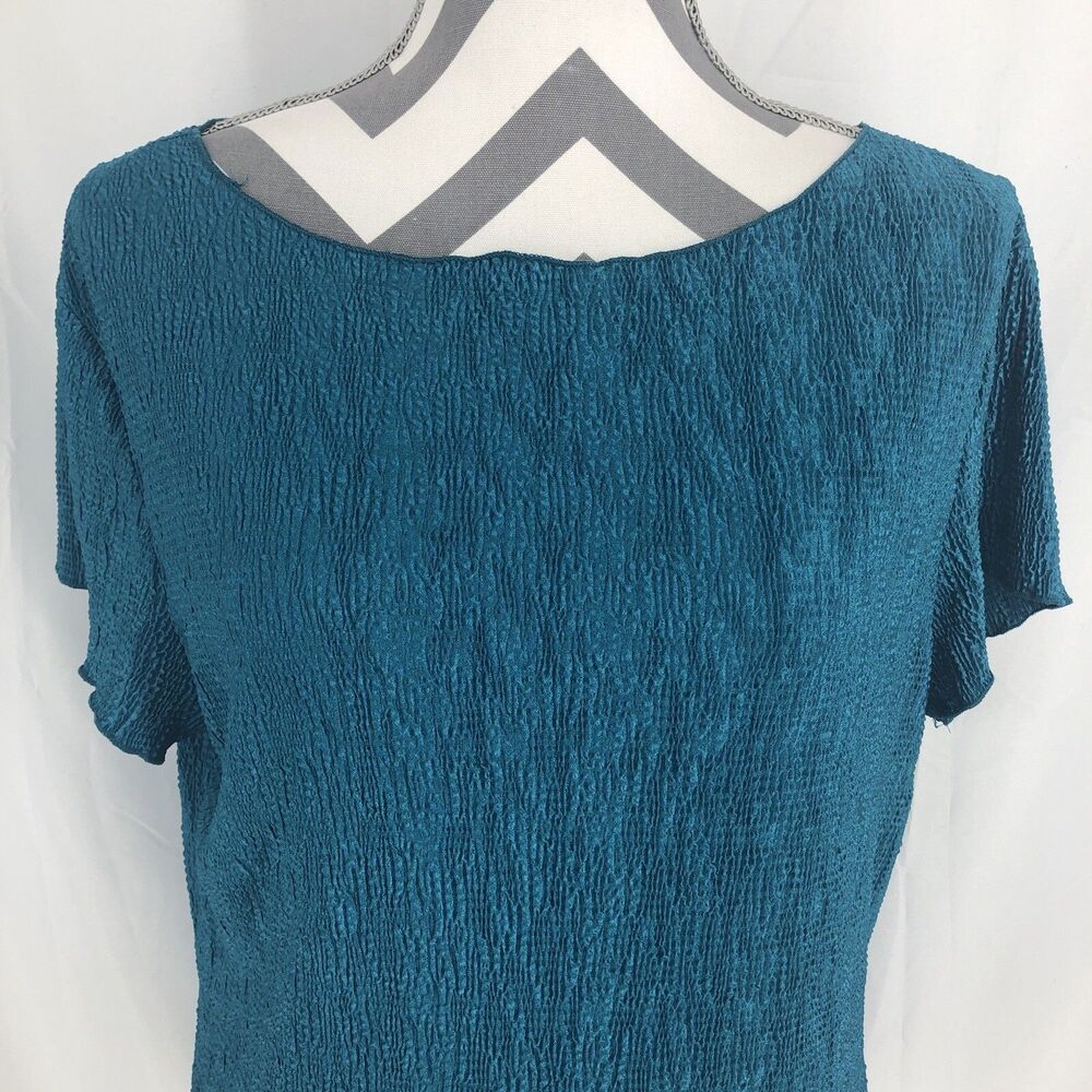 Connected Apparel Blue Ruched Crinkle Stretch Cap Sleeve Round Neck Shirt Large